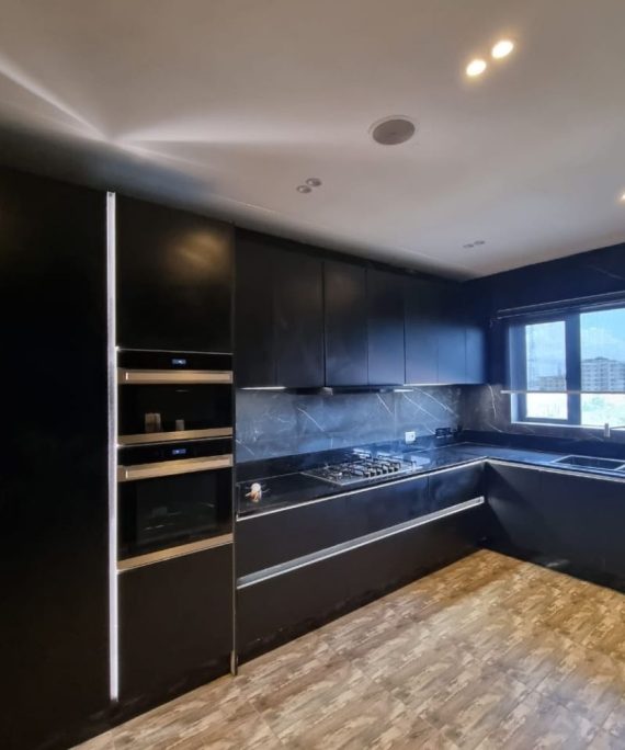 m double recessed vertical gola profile matte black