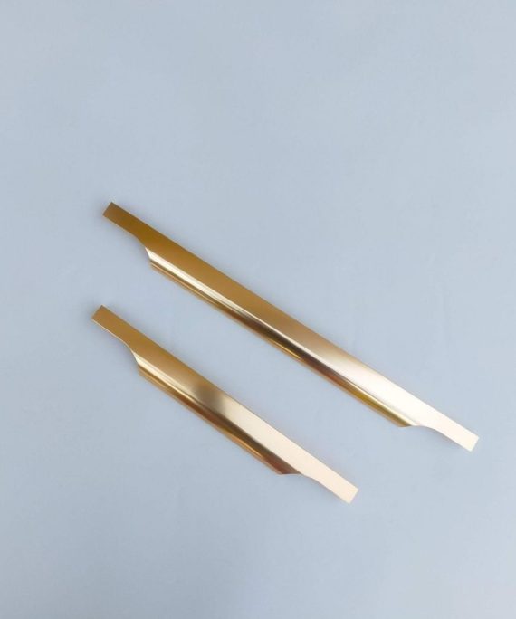 aluminium edge pull cabinet handle 350mm 500mm and 800mm silver matte 1